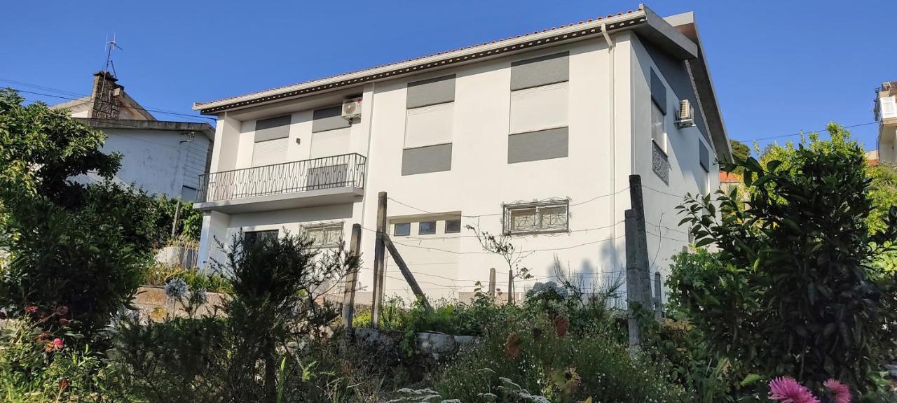 ヴォウゼーラ Casa Dos Avosヴィラ エクステリア 写真