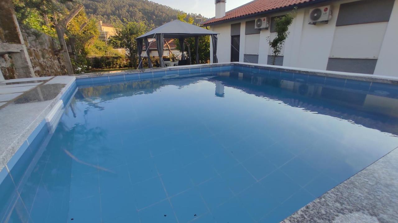 ヴォウゼーラ Casa Dos Avosヴィラ エクステリア 写真