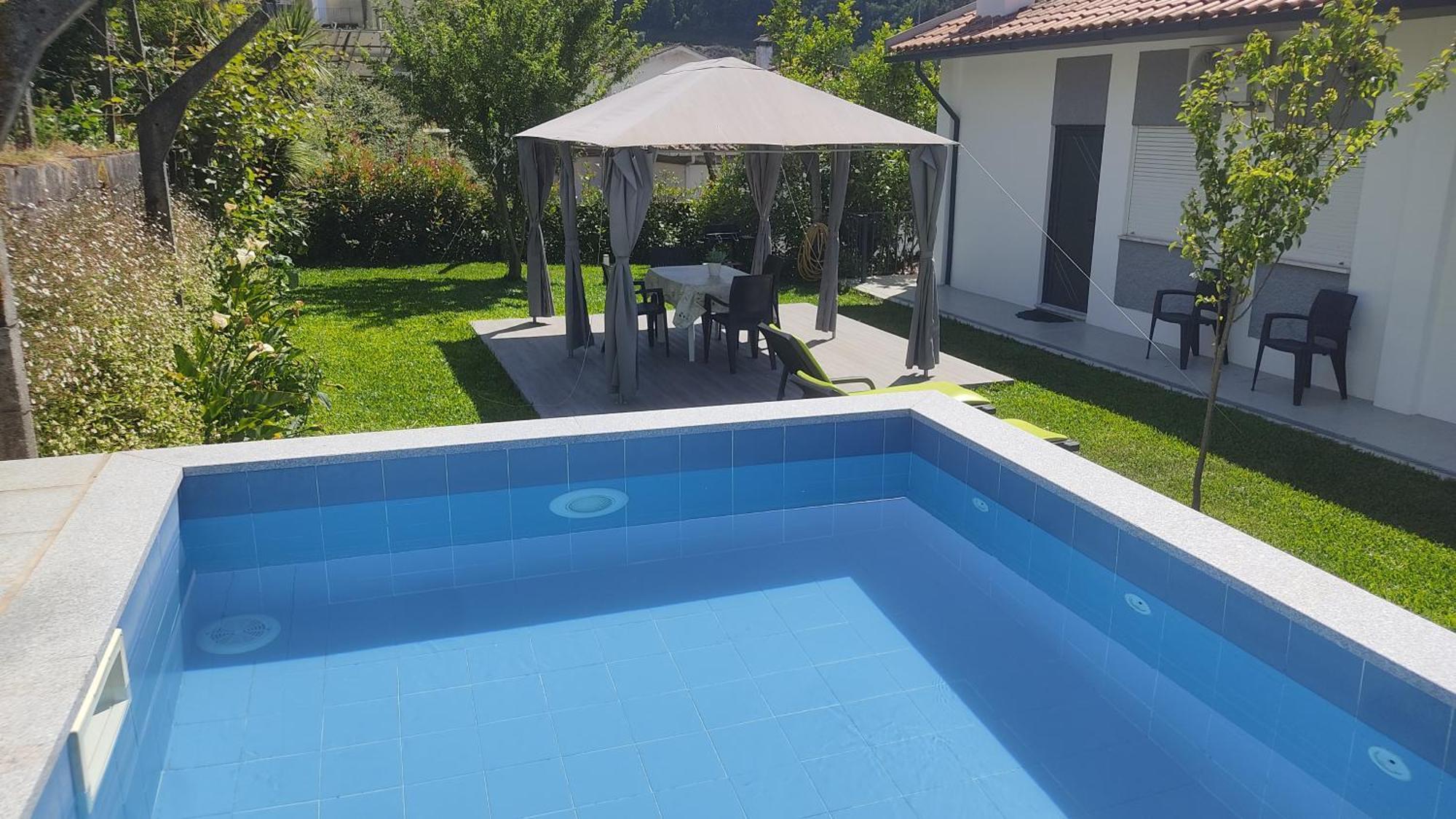 ヴォウゼーラ Casa Dos Avosヴィラ エクステリア 写真